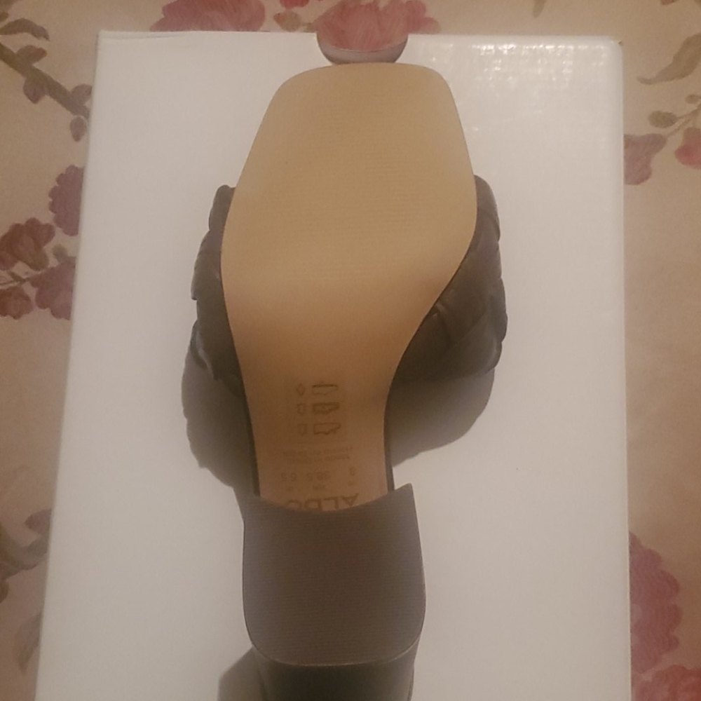 Shoes - Picture 2 of 2